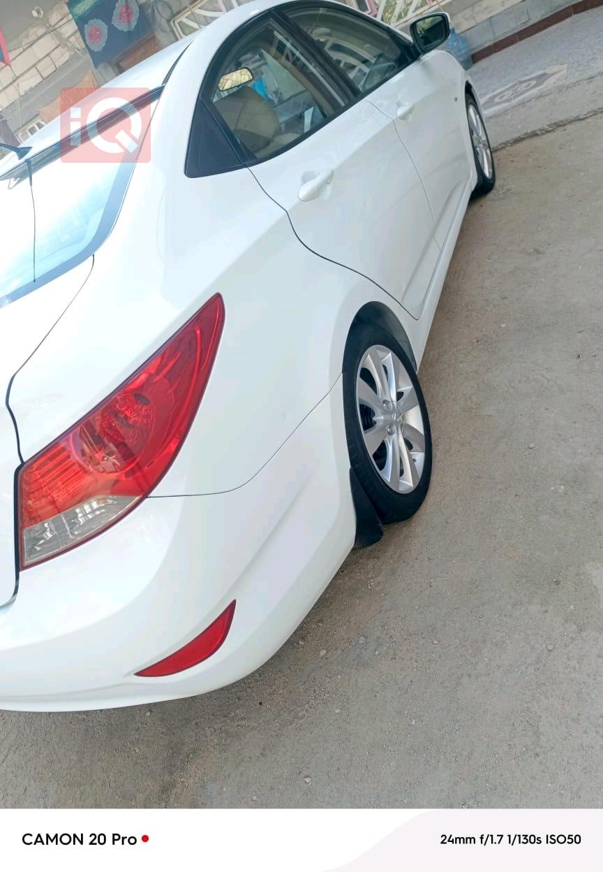 Hyundai Accent